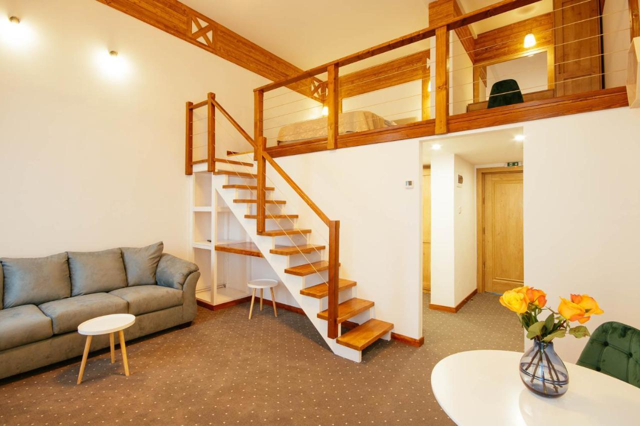 Buchenland Hotel Câmpulung Moldovenesc Extérieur photo