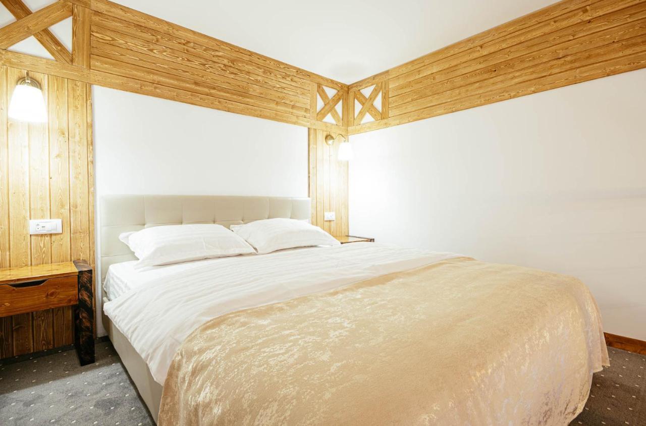 Buchenland Hotel Câmpulung Moldovenesc Extérieur photo